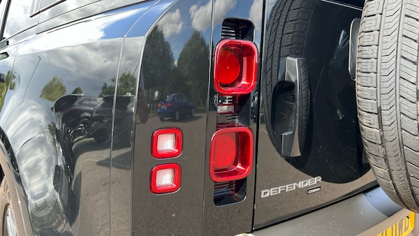 Used Land Rover Defender 2021 for sale - 75706187: Photo 19