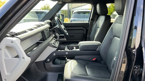 Used Land Rover Defender 2021 for sale - 75706187: Photo 3