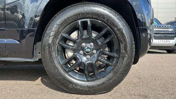 Used Land Rover Defender 2021 for sale - 75706187: Photo 8