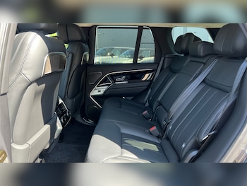 Used Land Rover Range Rover 2026 for sale - 79267046: Photo