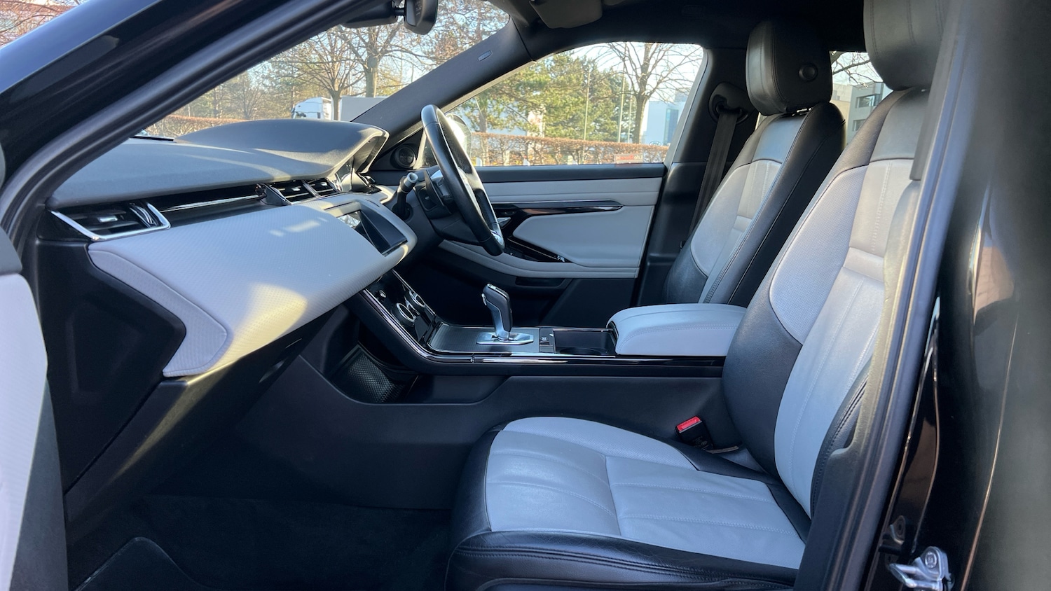 Used Land Rover Range Rover Evoque 2019 for sale - 76725776: Photo 3