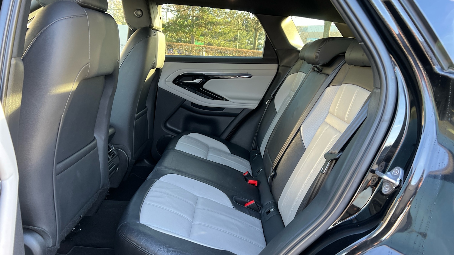Used Land Rover Range Rover Evoque 2019 for sale - 76725776: Photo 4