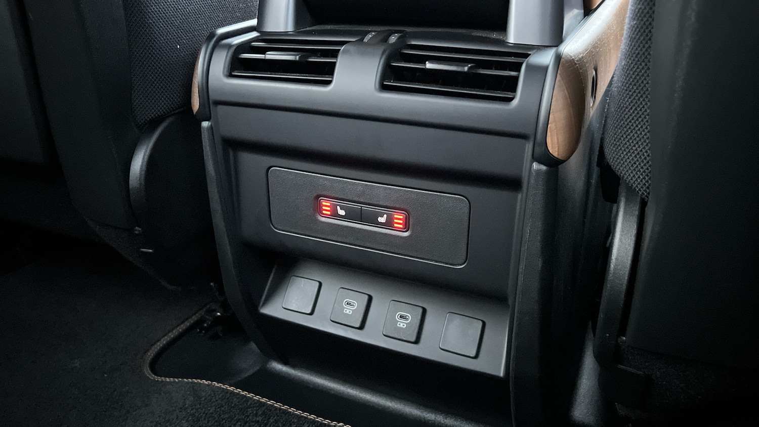 Used Land Rover Defender 2022 for sale - 76864138: Photo 18