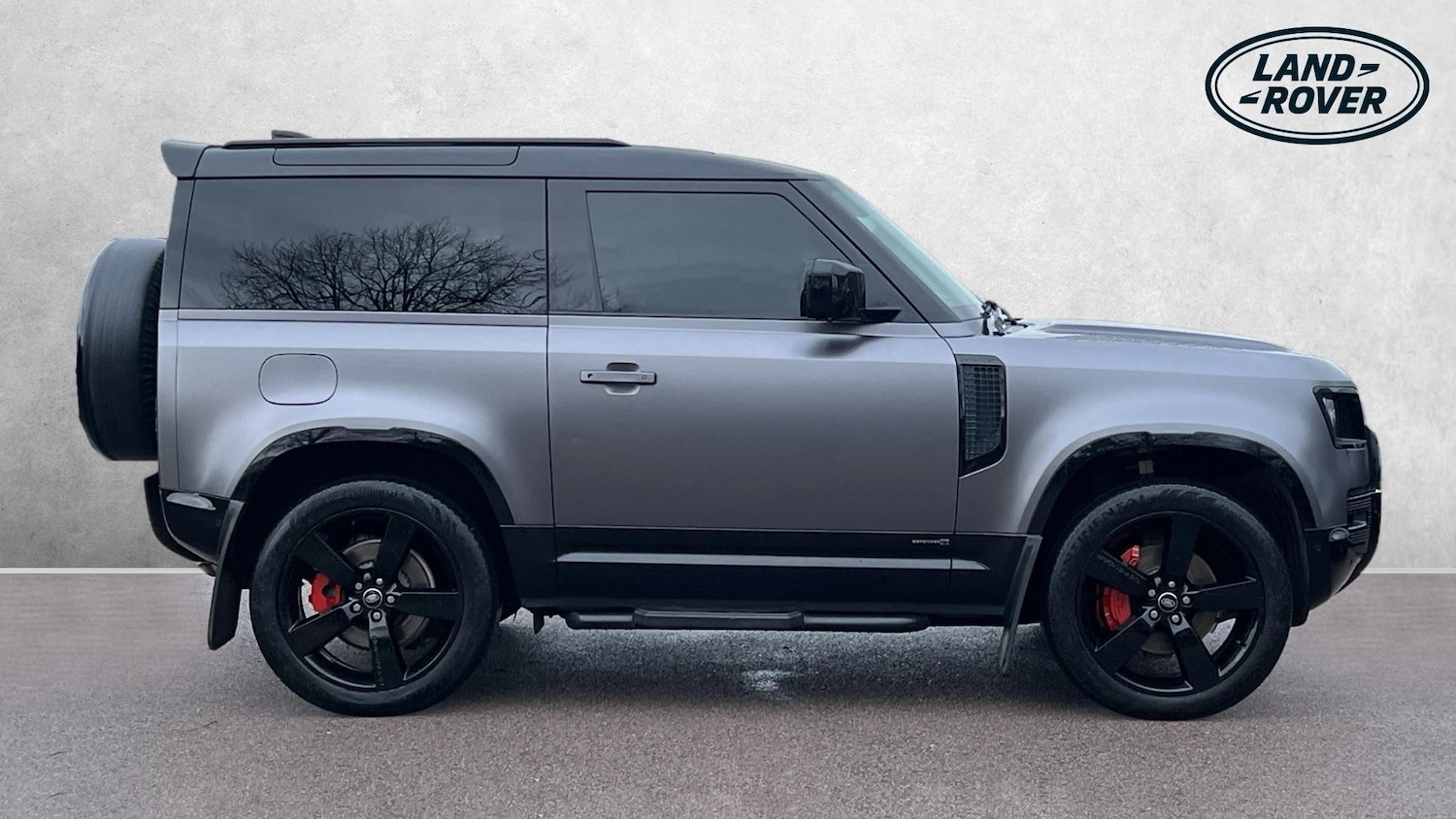 Used Land Rover Defender 2022 for sale - 76864138: Photo 5