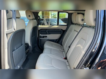 Used Land Rover Defender 2022 for sale - 78599439: Photo