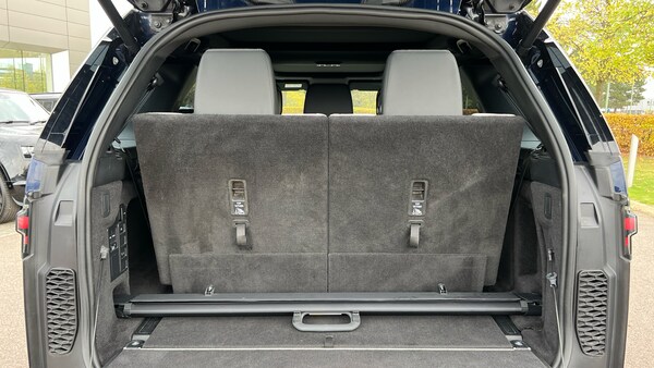 Used Land Rover Discovery 2021 for sale - 76324915: Photo 21