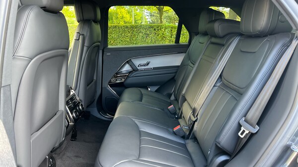 Used Land Rover Range Rover Sport for sale - 76040481: Photo 4