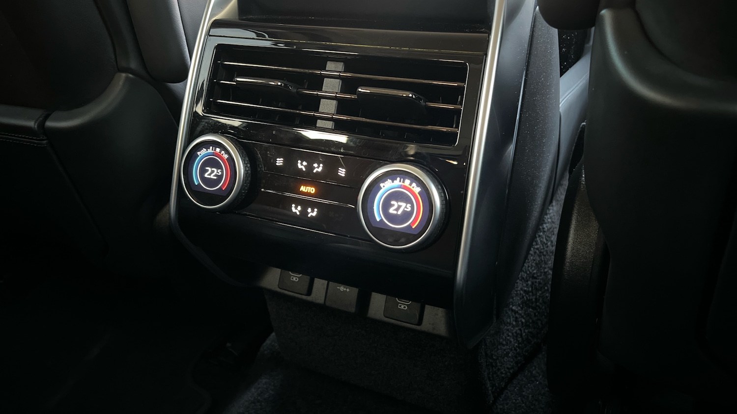 Used Land Rover Range Rover 2023 for sale - 76741030: Photo 18