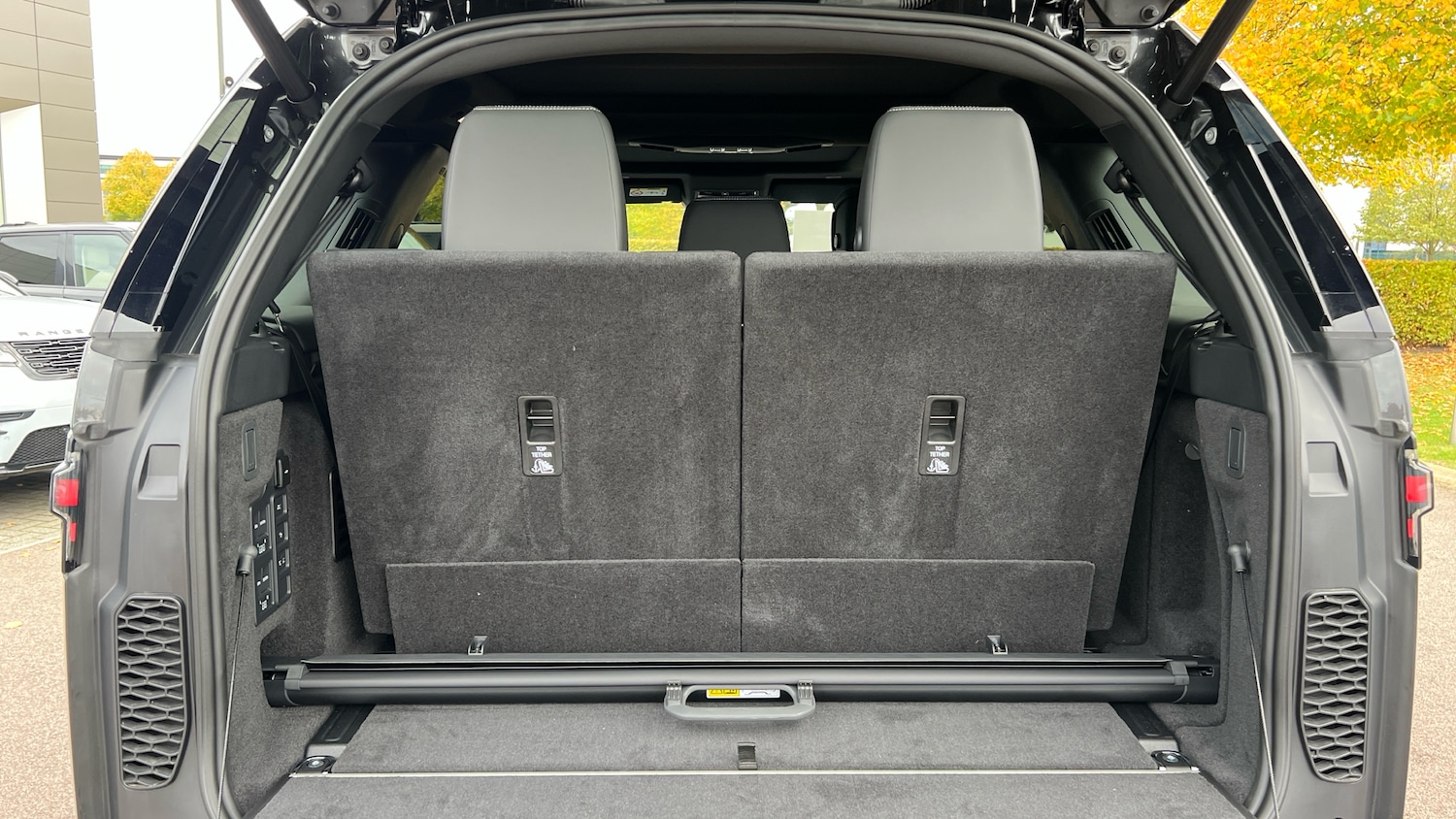 Used Land Rover Discovery for sale - 76387081: Photo 10