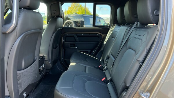 Used Land Rover Defender for sale - 75962814: Photo 4