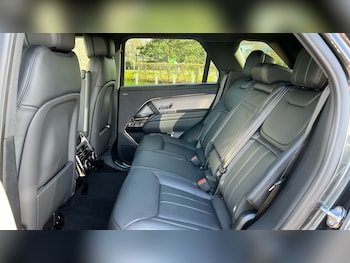 Used Land Rover Range Rover Sport 2025 for sale - 77851085: Photo