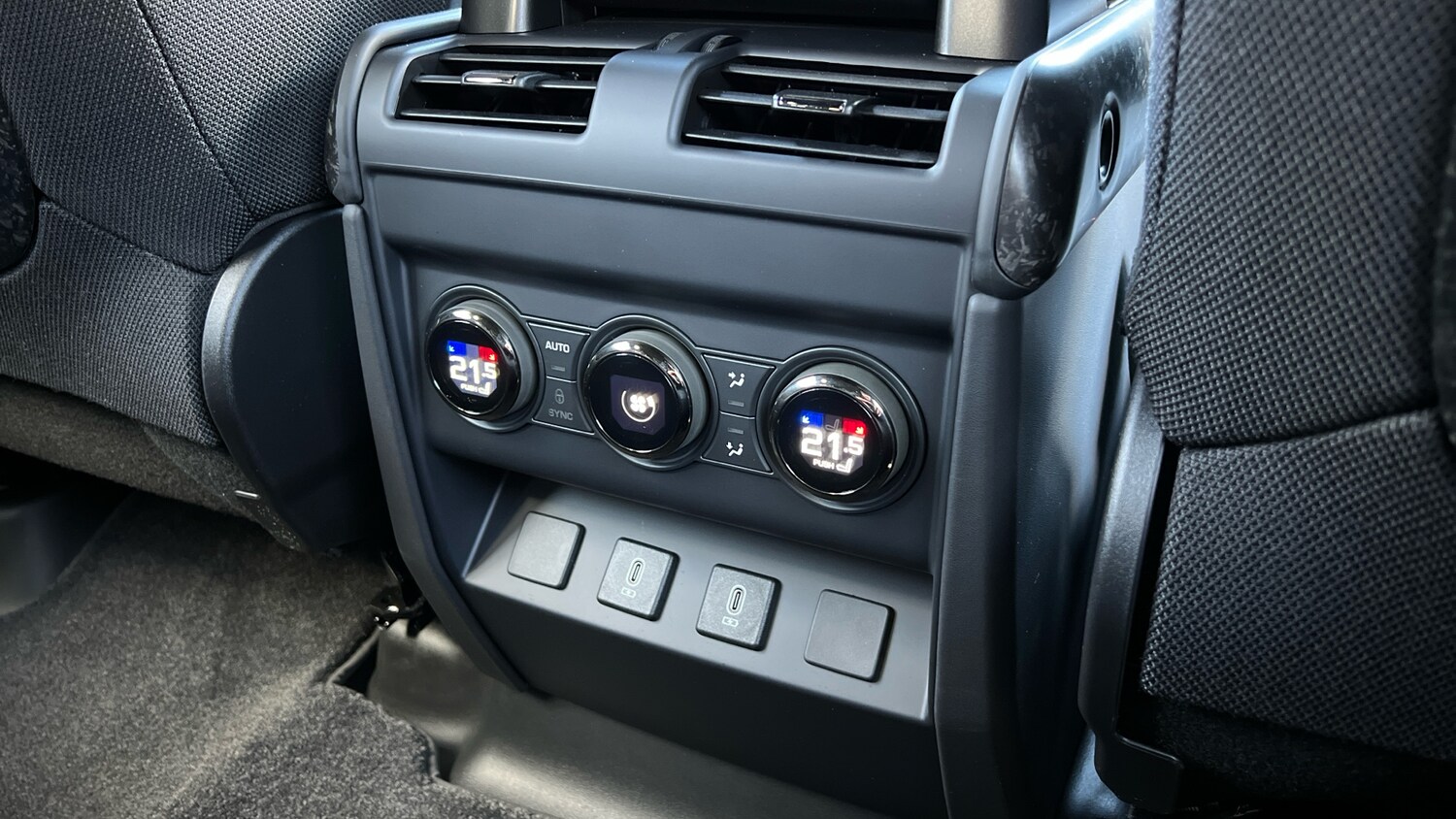 Used Land Rover Defender for sale - 77906367: Photo 18