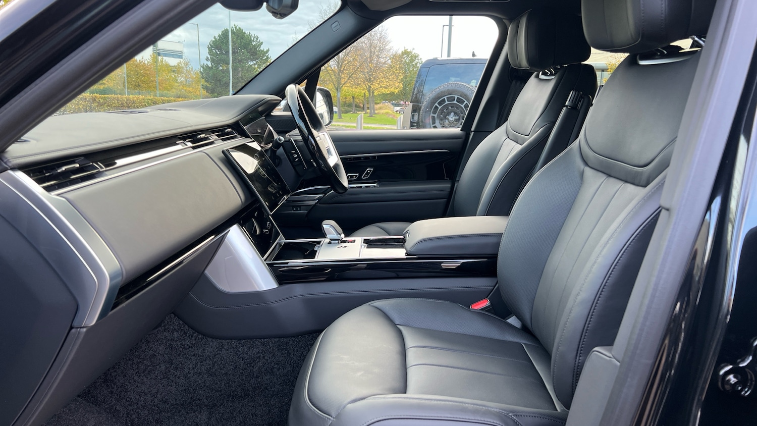 Used Land Rover Range Rover for sale - 76368811: Photo 3
