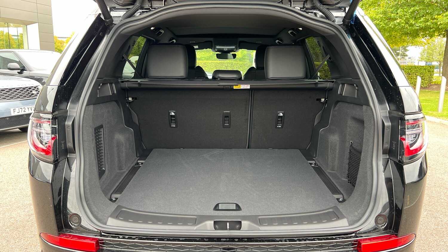 Used Land Rover Discovery Sport for sale - 76082145: Photo 10