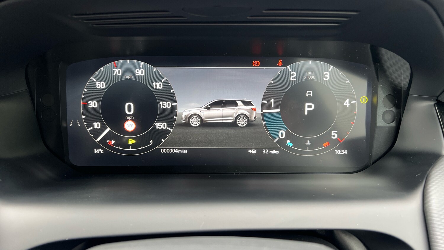 Used Land Rover Discovery Sport for sale - 76082145: Photo 16