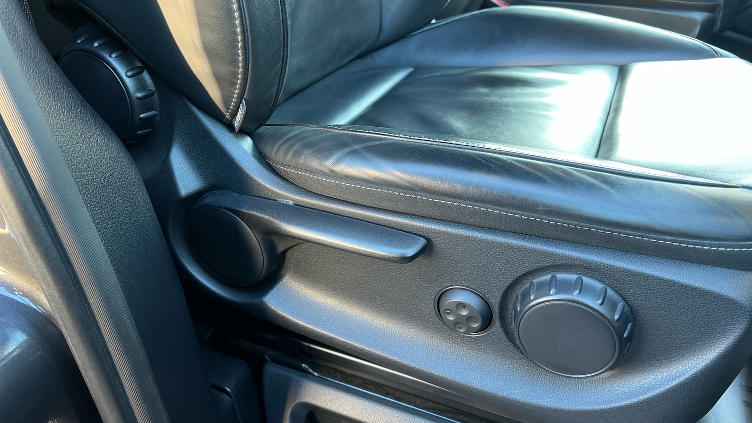 Used Mercedes-Benz V-Class 2023 for sale - 77822126: Photo 15