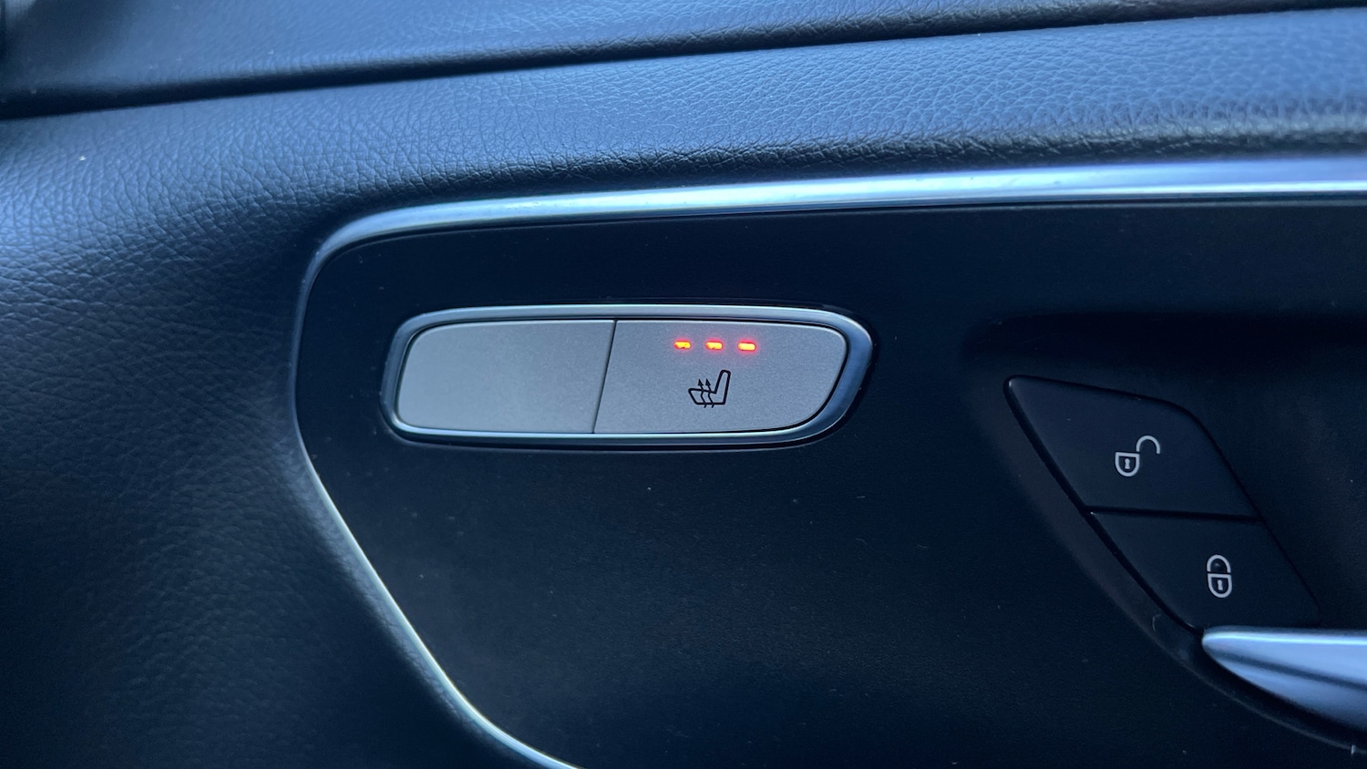 Used Mercedes-Benz V-Class 2023 for sale - 77822126: Photo 16