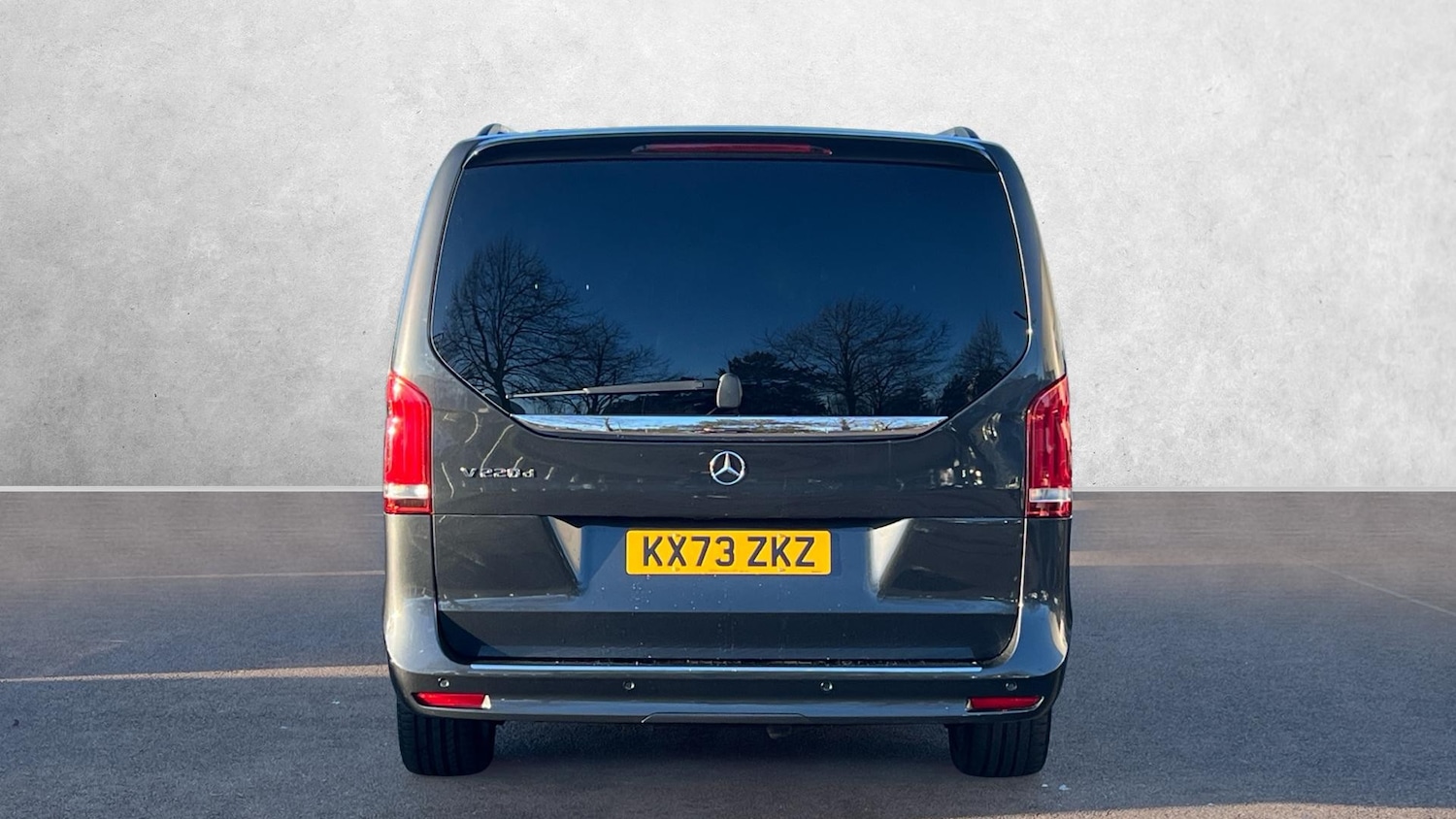 Used Mercedes-Benz V-Class 2023 for sale - 77822126: Photo 6