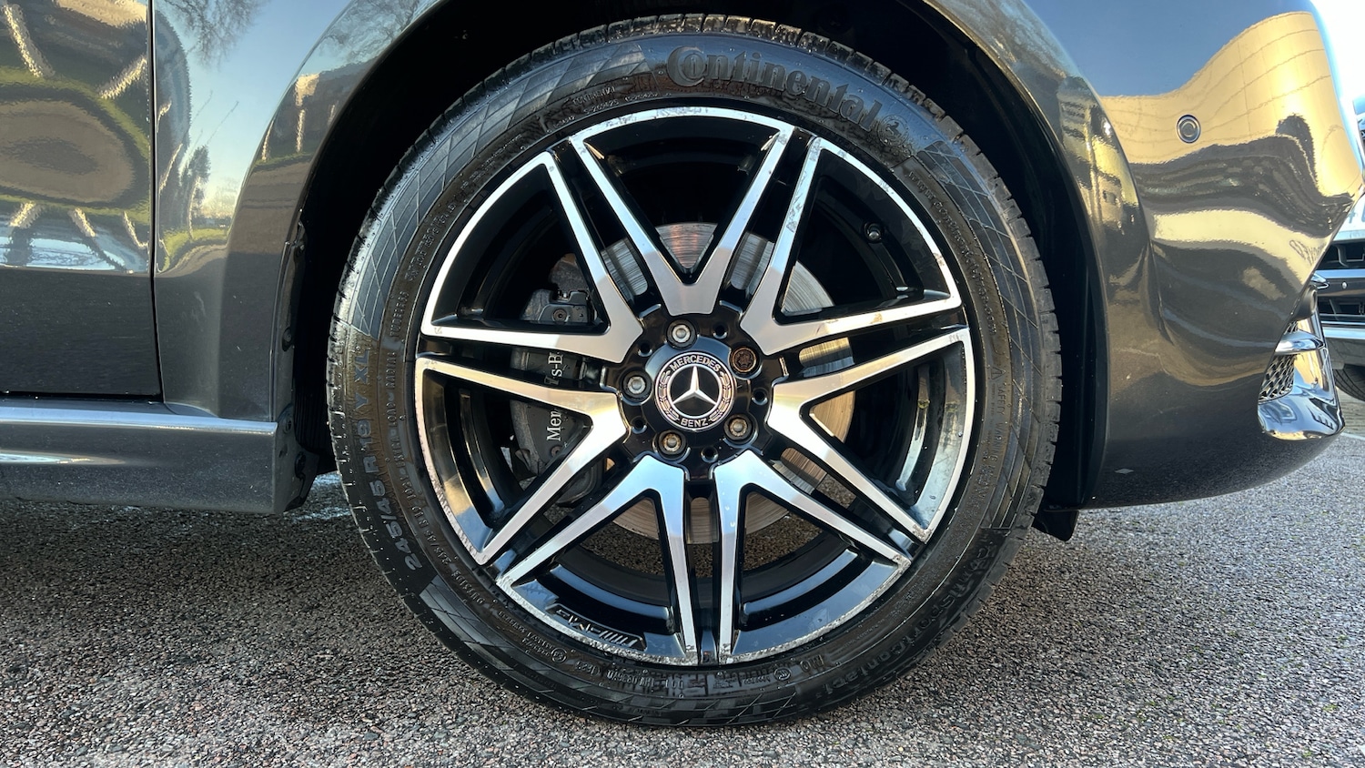 Used Mercedes-Benz V-Class 2023 for sale - 77822126: Photo 8