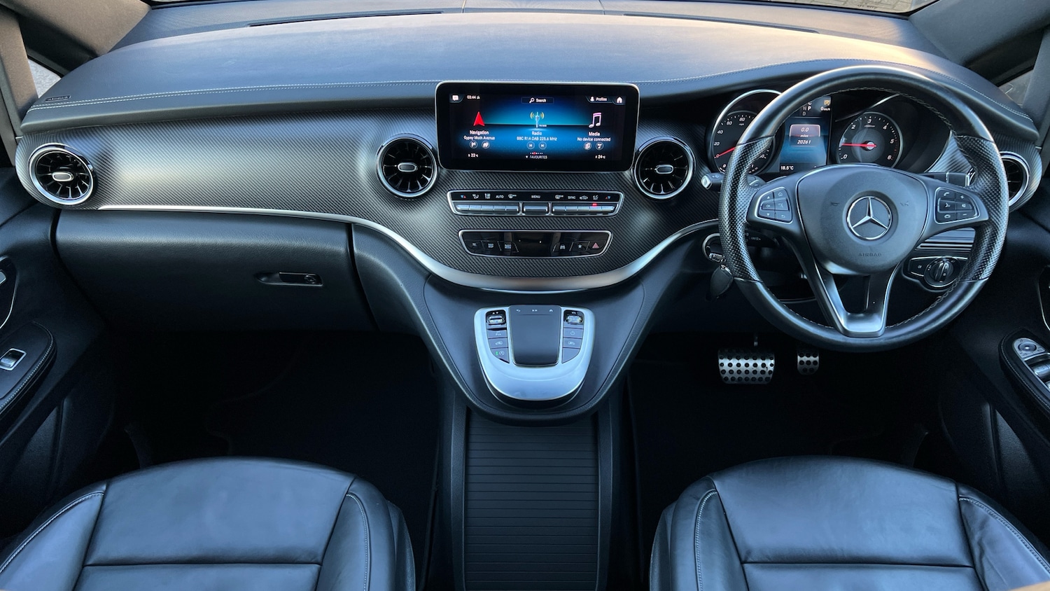 Used Mercedes-Benz V-Class 2023 for sale - 77822126: Photo 9