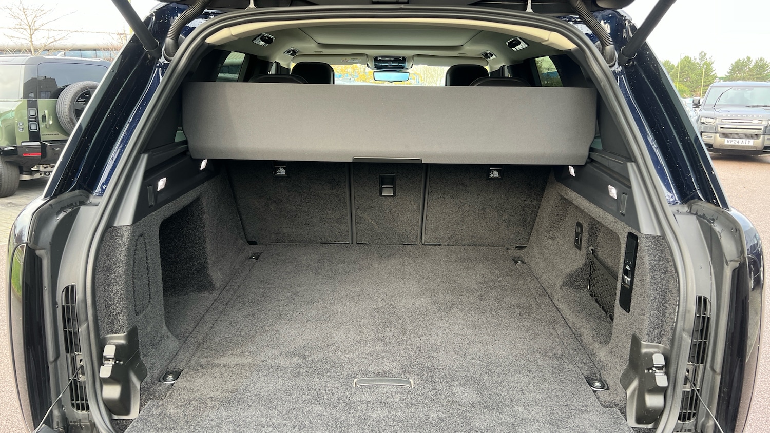 Used Land Rover Range Rover 2023 for sale - 76497130: Photo 10