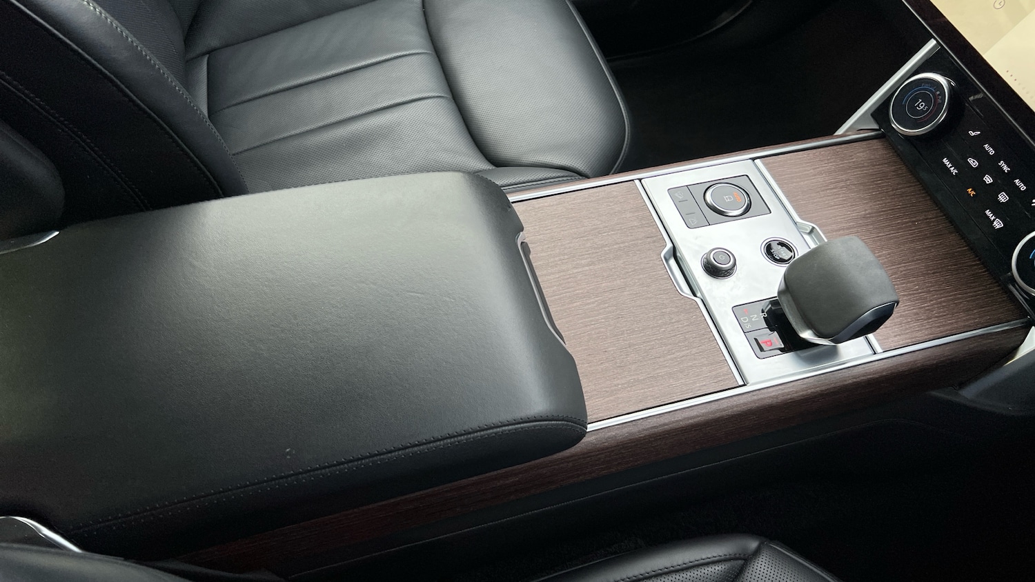 Used Land Rover Range Rover 2023 for sale - 76497130: Photo 25