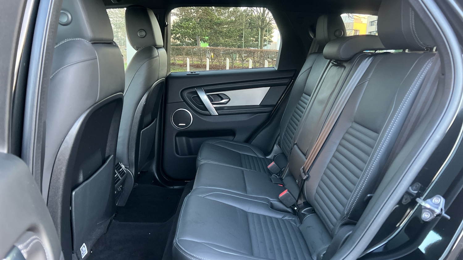 Used Land Rover Discovery Sport 2023 for sale - 77065536: Photo 4