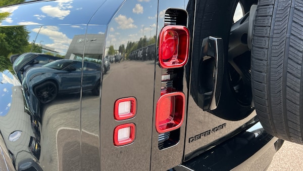 Used Land Rover Defender for sale - 75621553: Photo 19