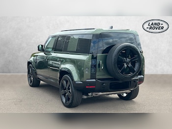 Used Land Rover Defender 2025 for sale - 79552129: Photo