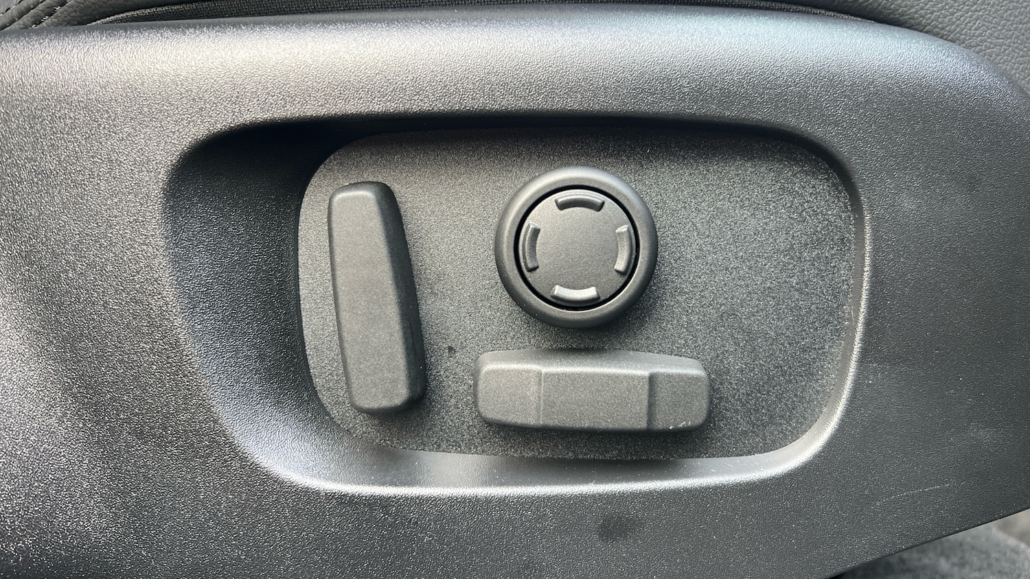 Used Land Rover Range Rover Velar 2026 for sale - 77452962: Photo 22