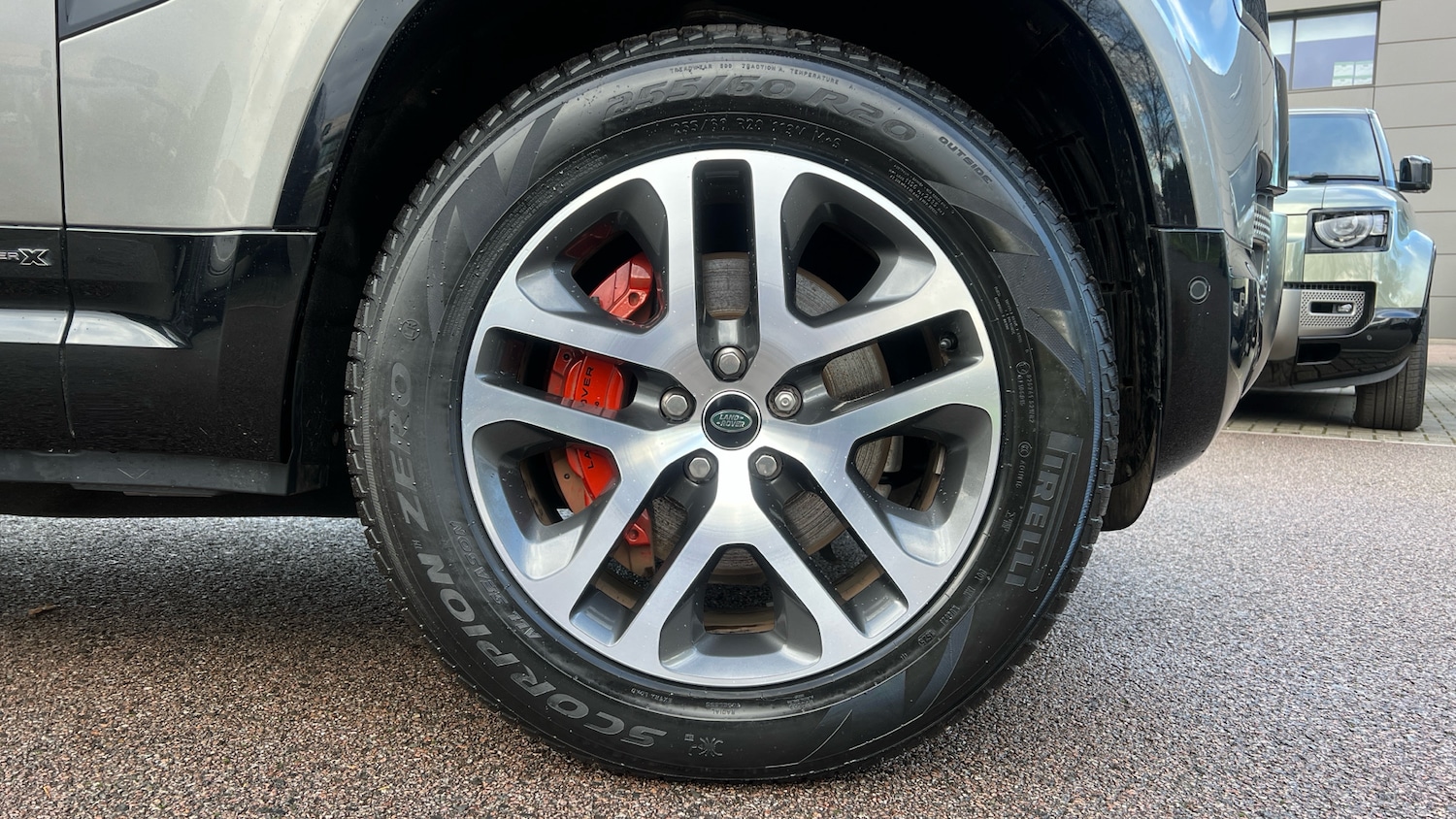 Used Land Rover Defender 2024 for sale - 77465879: Photo 8