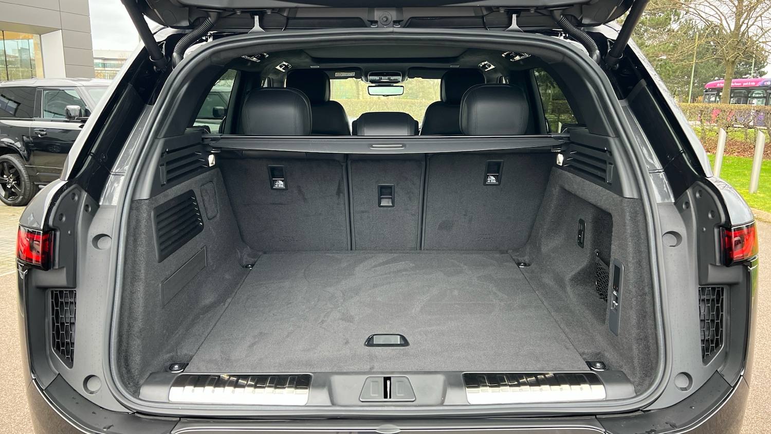 Used Land Rover Range Rover Sport for sale - 77880859: Photo 10