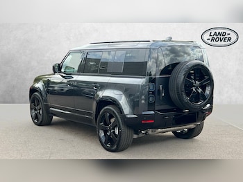 Used Land Rover Defender 2025 for sale - 79575702: Photo