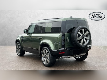 Used Land Rover Defender 2026 for sale - 77494638: Photo