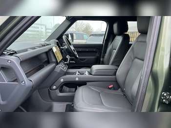 Used Land Rover Defender 2026 for sale - 77494638: Photo