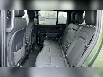 Used Land Rover Defender 2026 for sale - 77494638: Photo