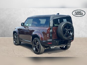 Used Land Rover Defender 2026 for sale - 79552127: Photo