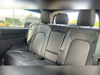 Used Land Rover Defender 2026 for sale - 79552127: Photo
