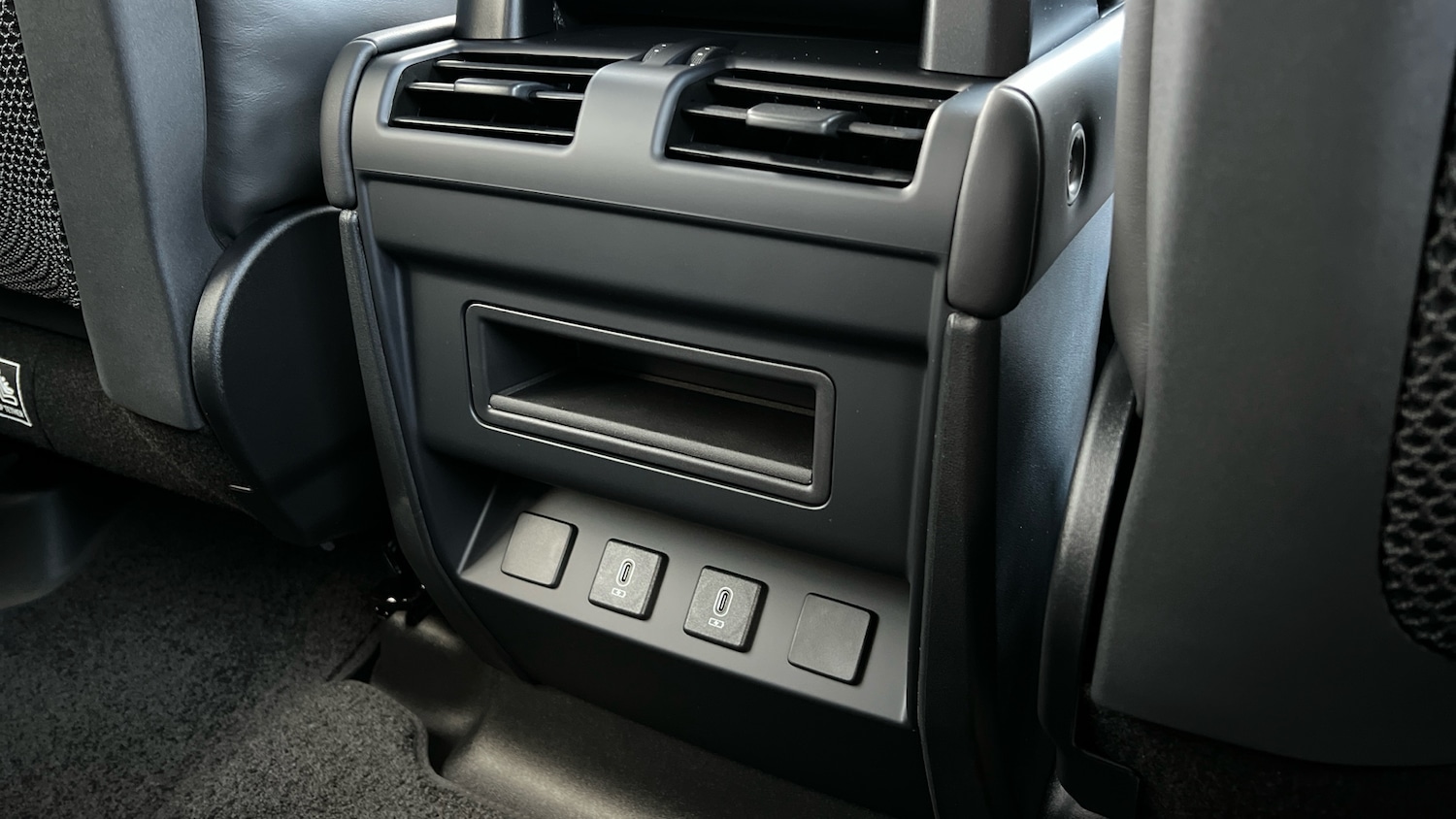 Used Land Rover Defender for sale - 77385126: Photo 18