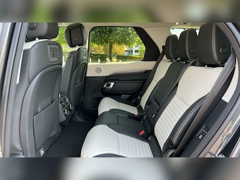 Used Land Rover Discovery 2026 for sale - 79234486: Photo