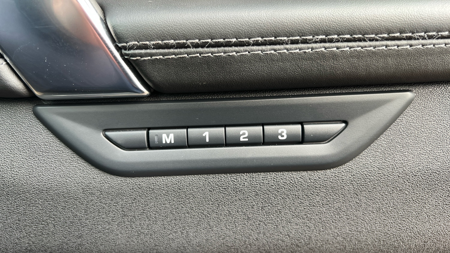 Used Land Rover Discovery Sport 2024 for sale - 77201378: Photo 25