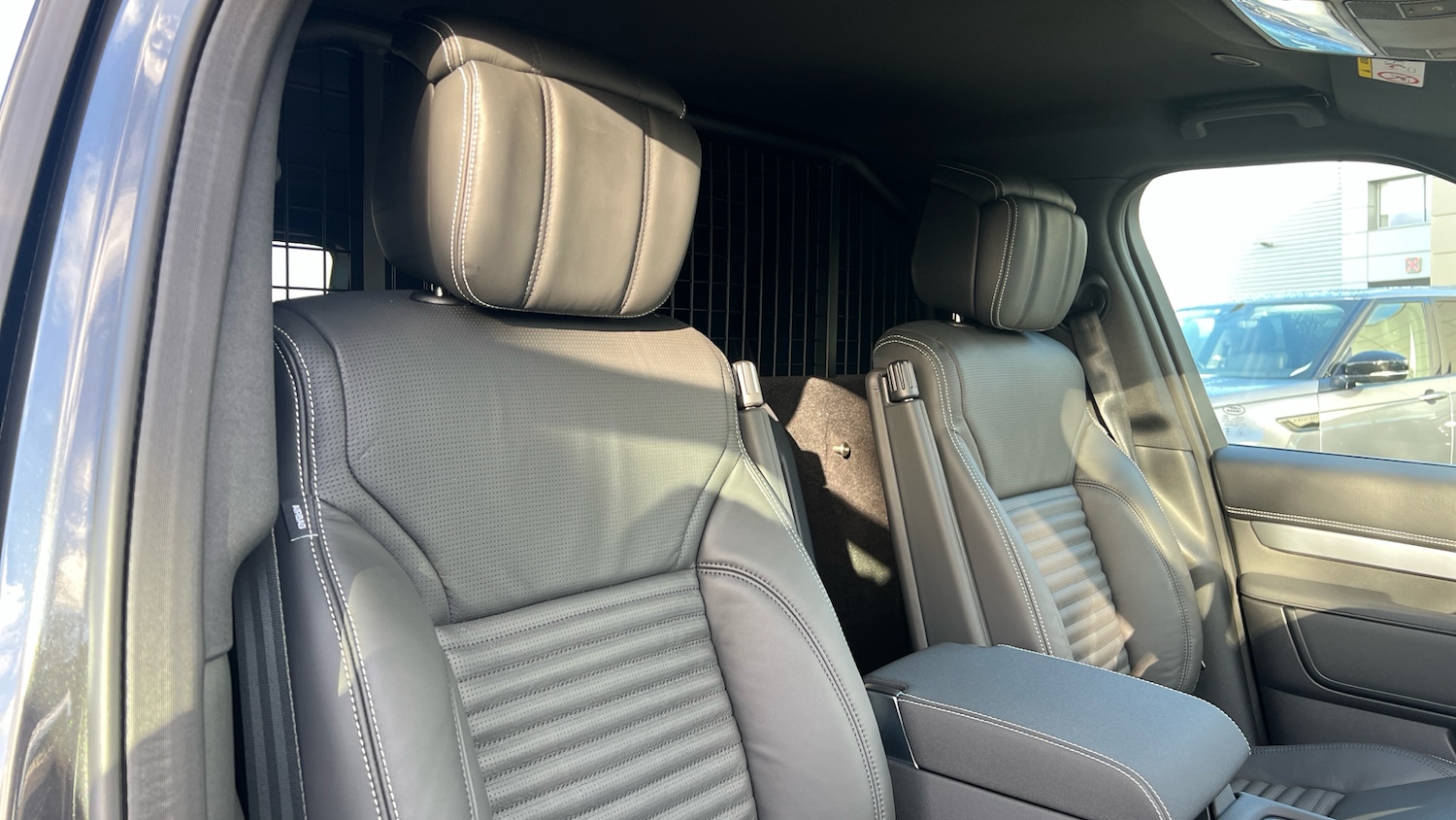 Used Land Rover Discovery for sale - 76910953: Photo 10