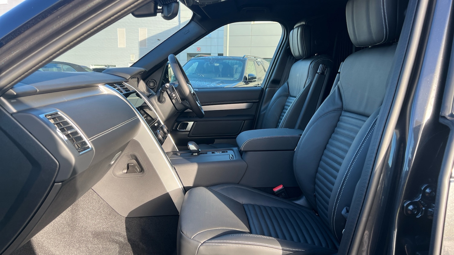 Used Land Rover Discovery for sale - 76910953: Photo 3