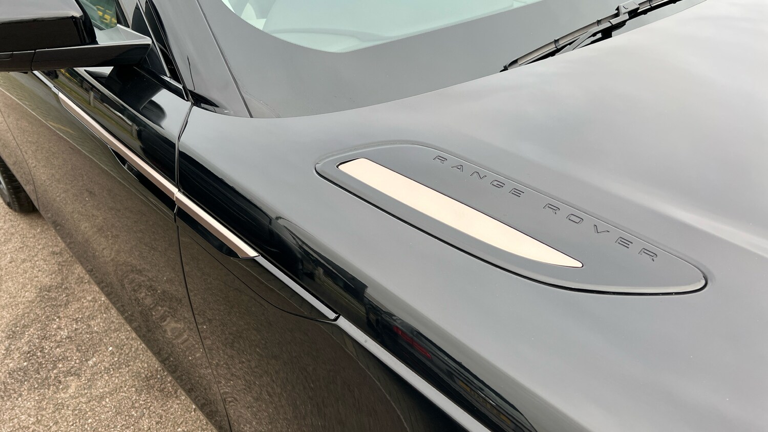 Used Land Rover Range Rover Velar 2025 for sale - 77572545: Photo 20