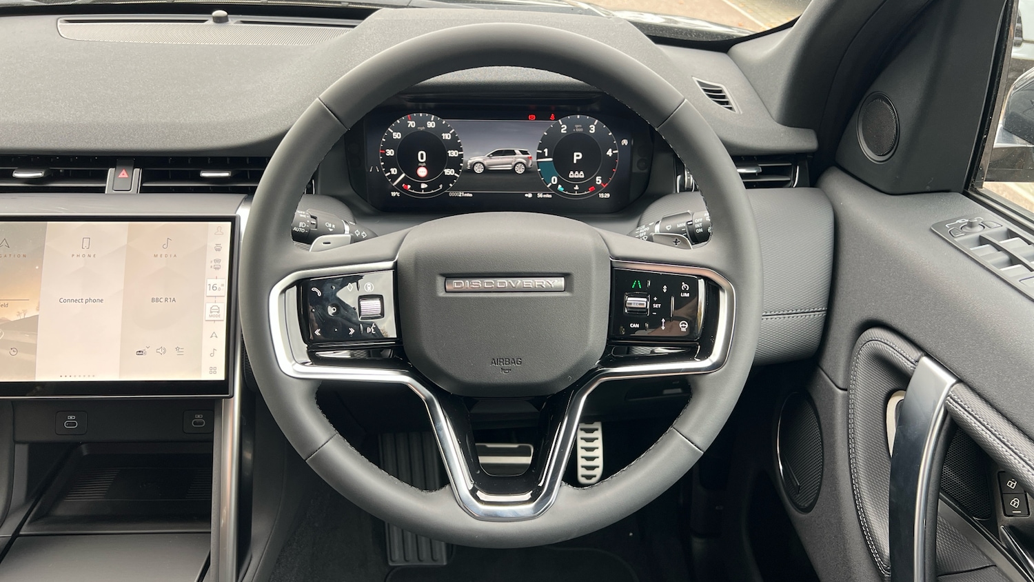 Used Land Rover Discovery Sport for sale - 76418449: Photo 15