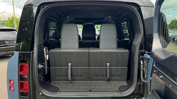 Used Land Rover Defender 2025 for sale - 74797466: Photo 21