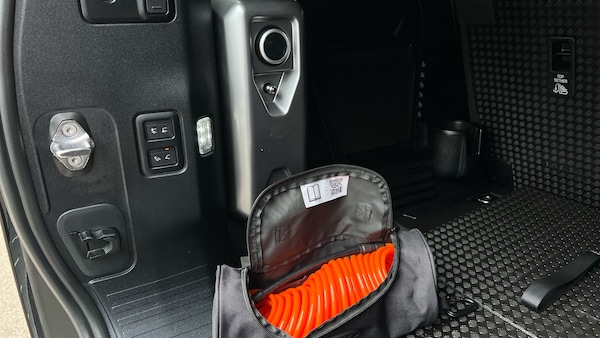 Used Land Rover Defender 2025 for sale - 74797466: Photo 25