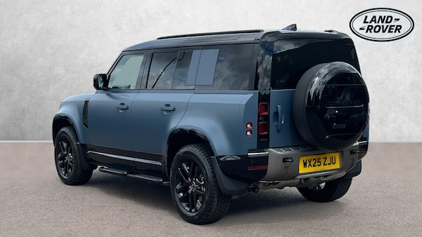 Used Land Rover Defender 2025 for sale - 74797466: Photo 2