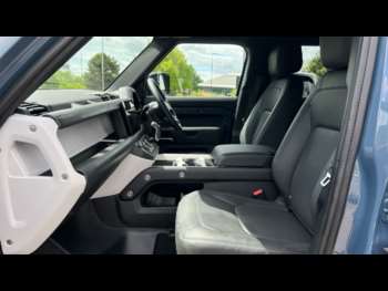 Used Land Rover Defender 2025 for sale - 74797466: Photo