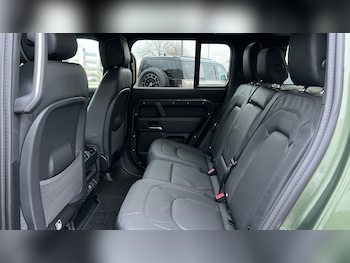 Used Land Rover Defender 2026 for sale - 77173271: Photo